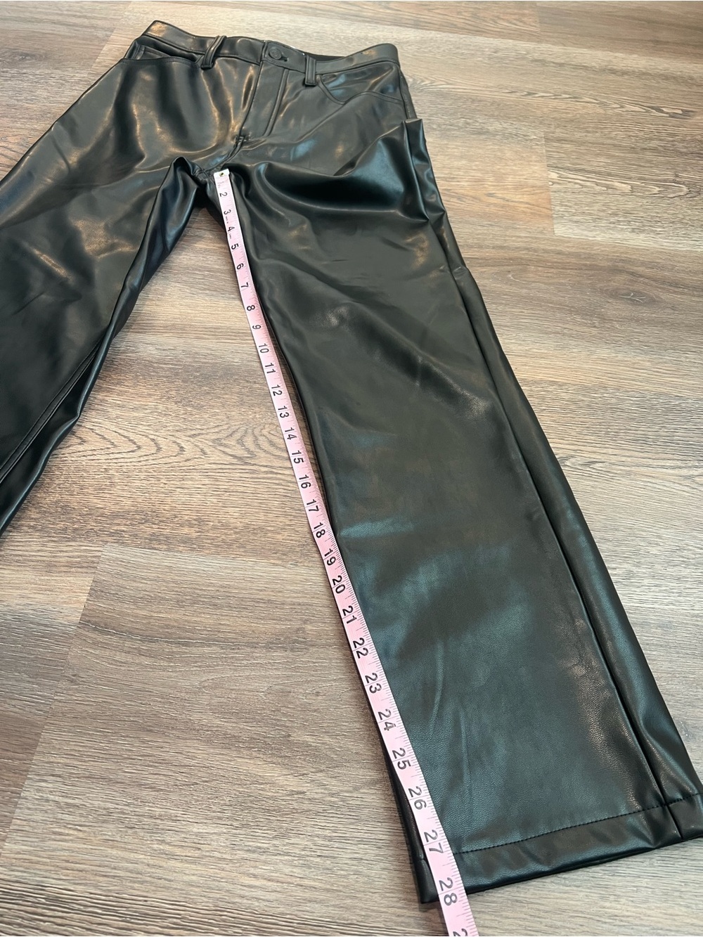 Abercrombie High Rise 90s Relaxed Vegan Leather Pants Black Women’s 27 4 Short - Picture 11 of 11